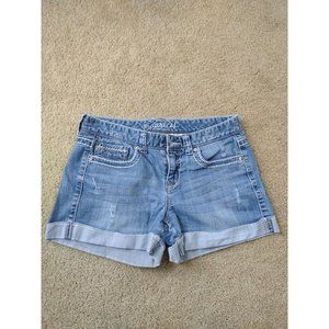 Maurice's Cut Off Embroidered Women's Blue Denim Jean  Shorts Size 5/6 Cuffed